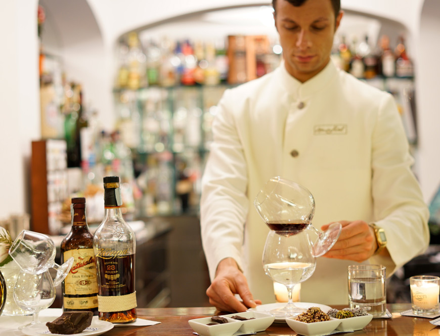 media.Slide_AmericanBar_1Catering_Banqueting