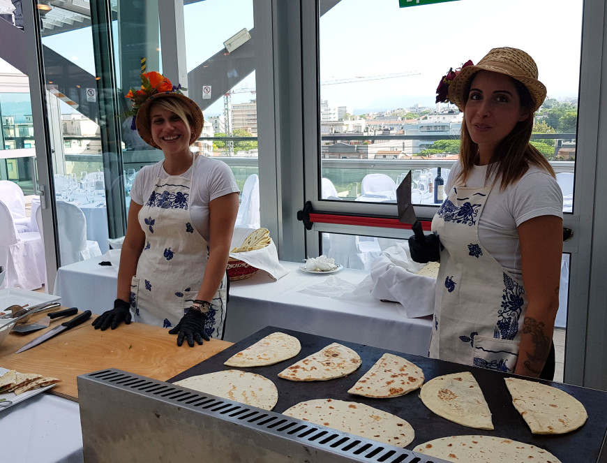 media.Gallery_Lunch_Buffet_1Catering_Banqueting